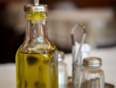 Παράνομο εργαστήριο στην Ημαθία νόθευε λάδι